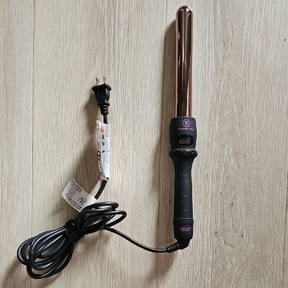 Bombay Other - Bombay Hair 32mm 1.24 Black and Rose Gold Styling Tool